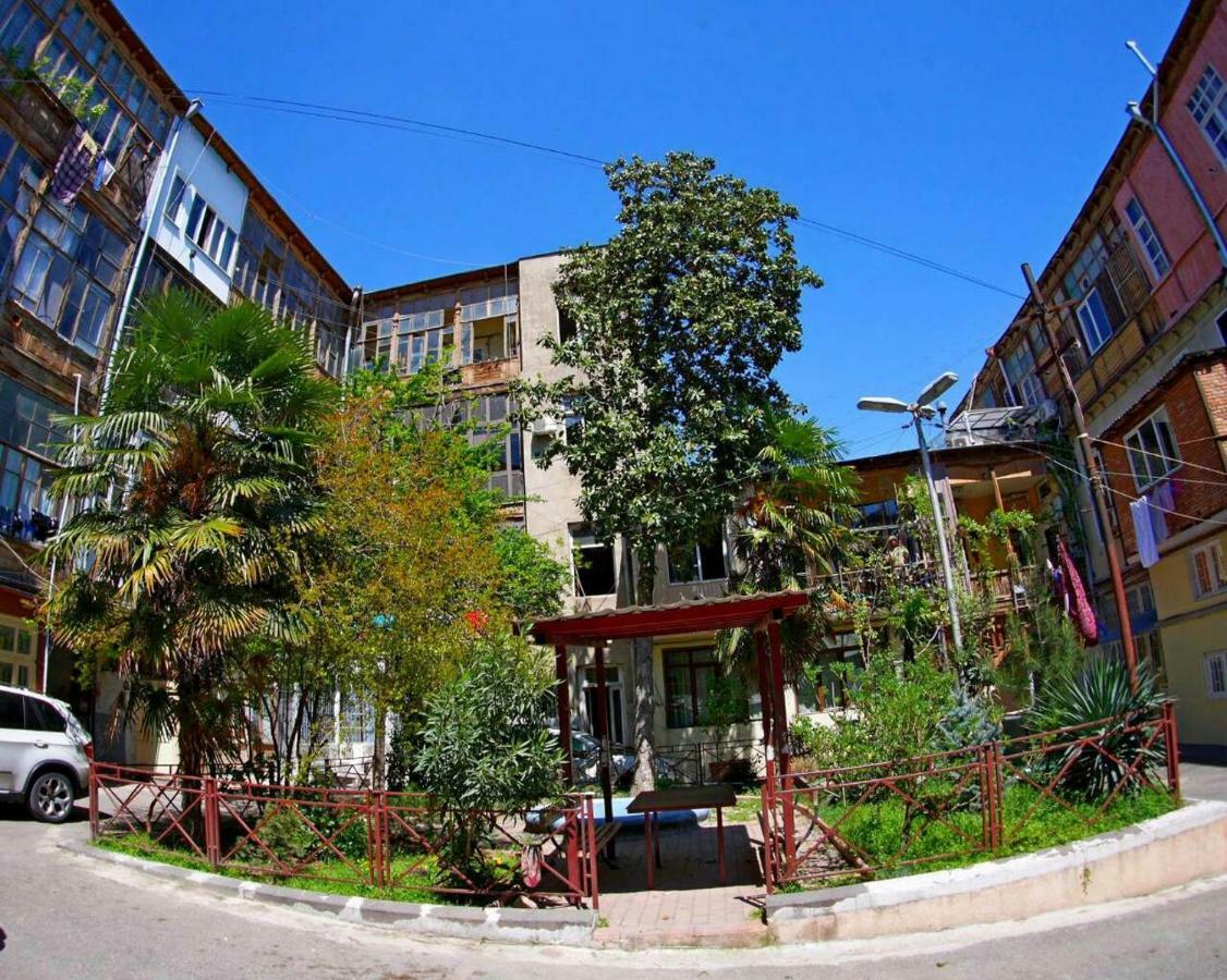 Old - Gold Gala Apartamento Tiflis Exterior foto